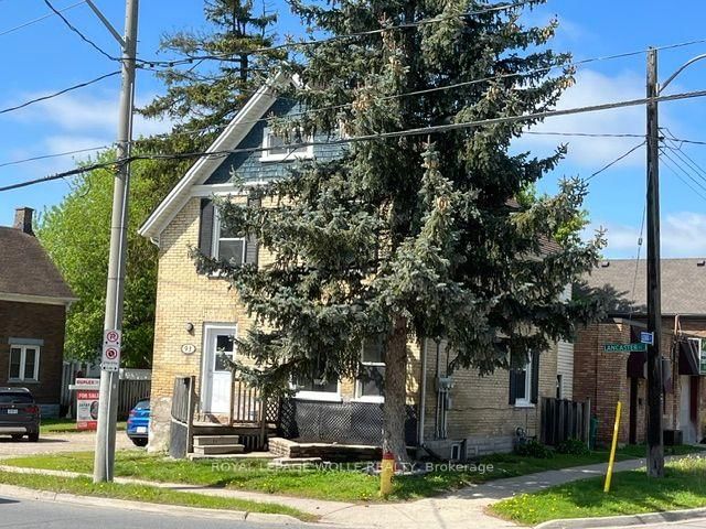 93 Lancaster Street W