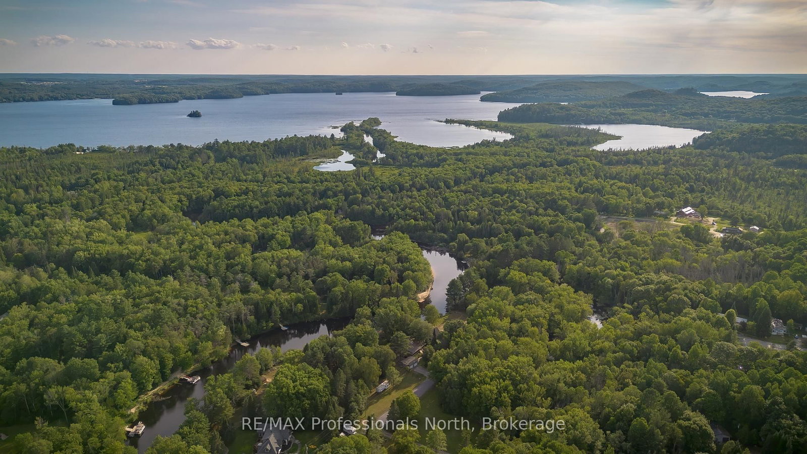 55 GLEN ACRES Road • Huntsville, ON photo 2