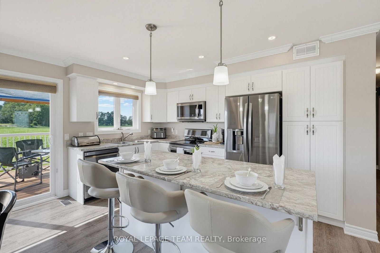 547 MALLOY Road • Westmeath, ON photo 10