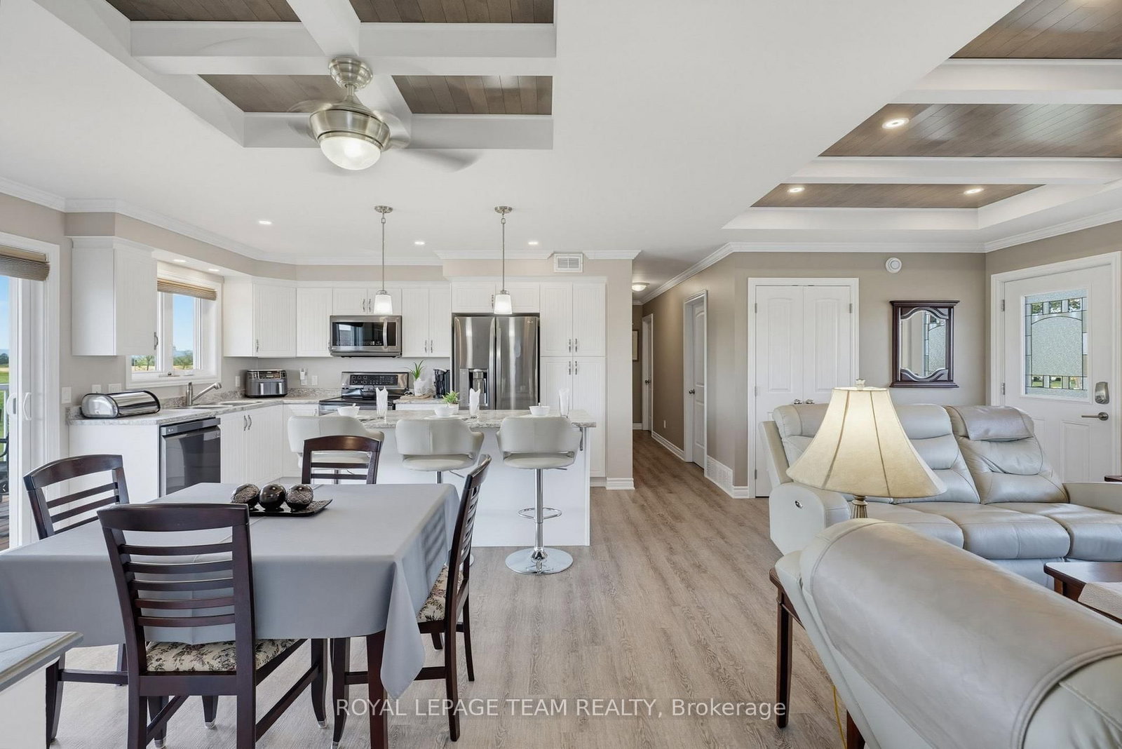 547 MALLOY Road • Westmeath, ON photo 8