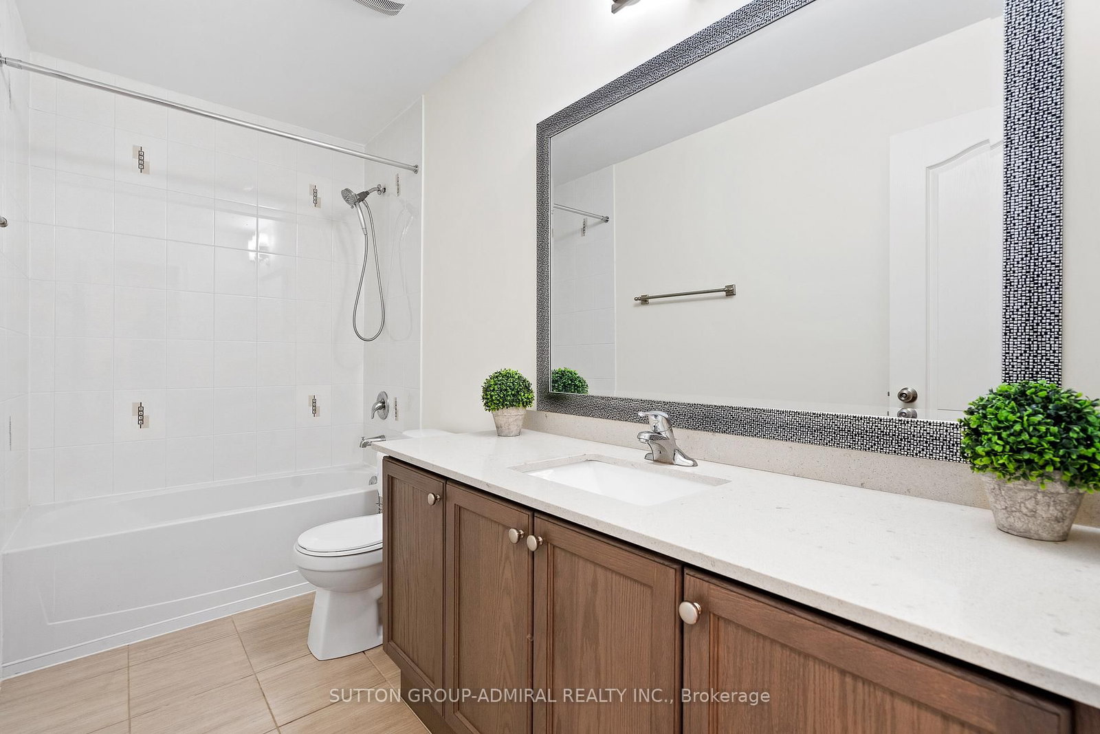 943 Line 9 Road • Niagara-on-the-Lake, ON photo 19
