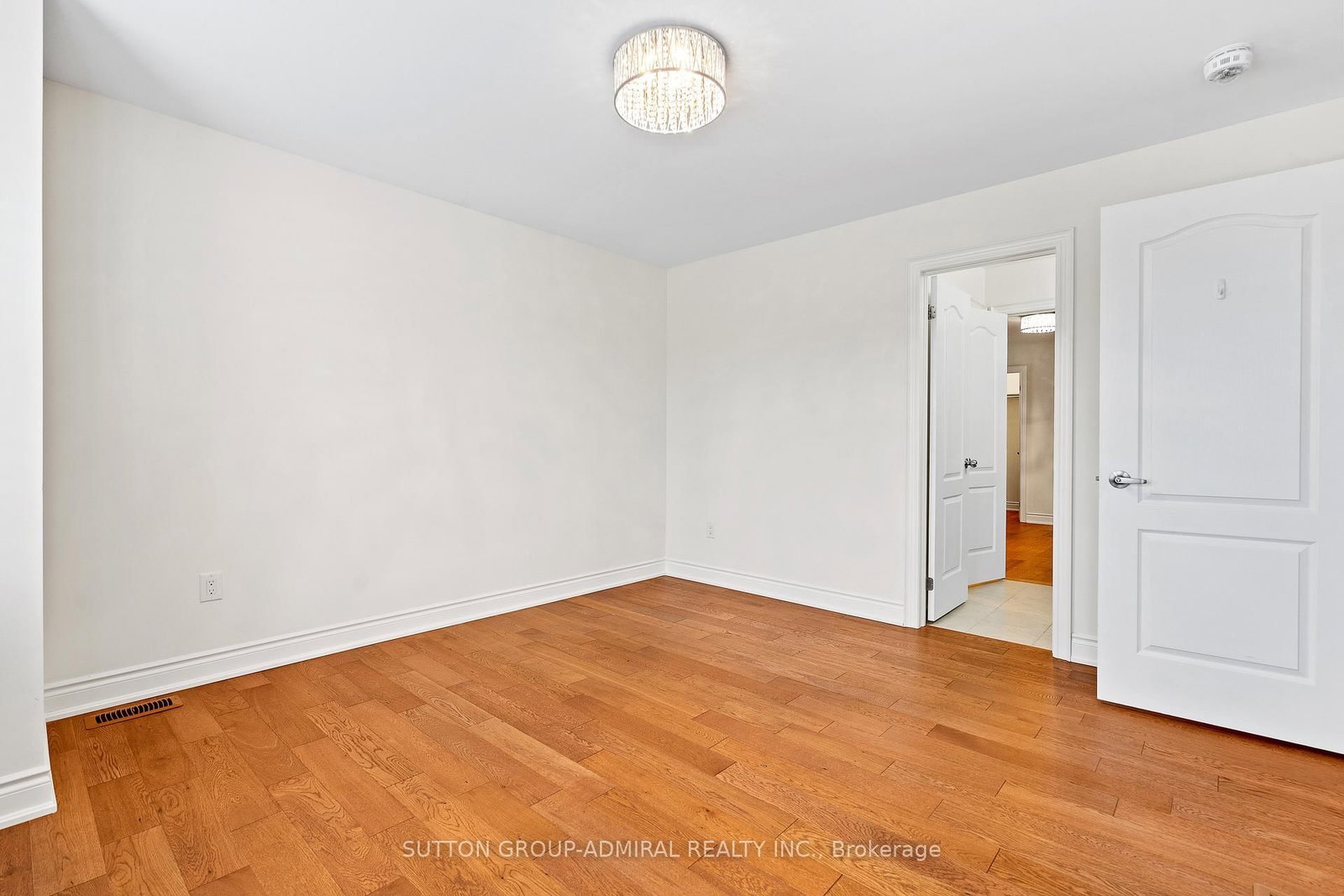943 Line 9 Road • Niagara-on-the-Lake, ON photo 23