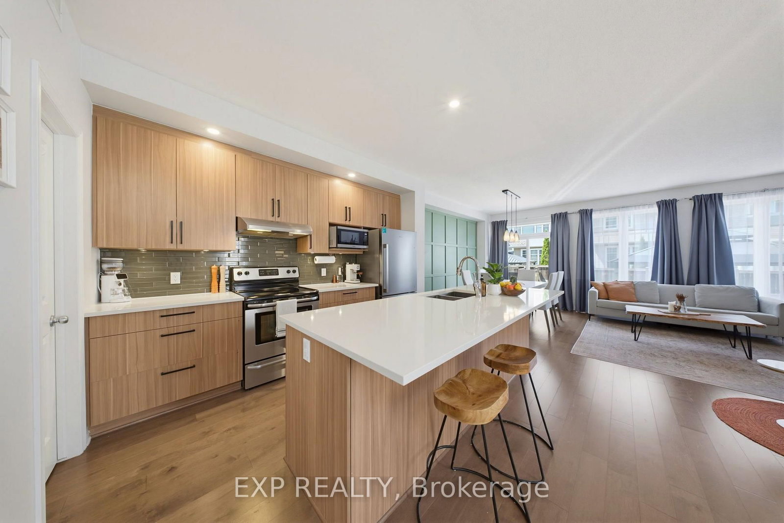 176 Manorwood Crescent • Ottawa, ON photo 9