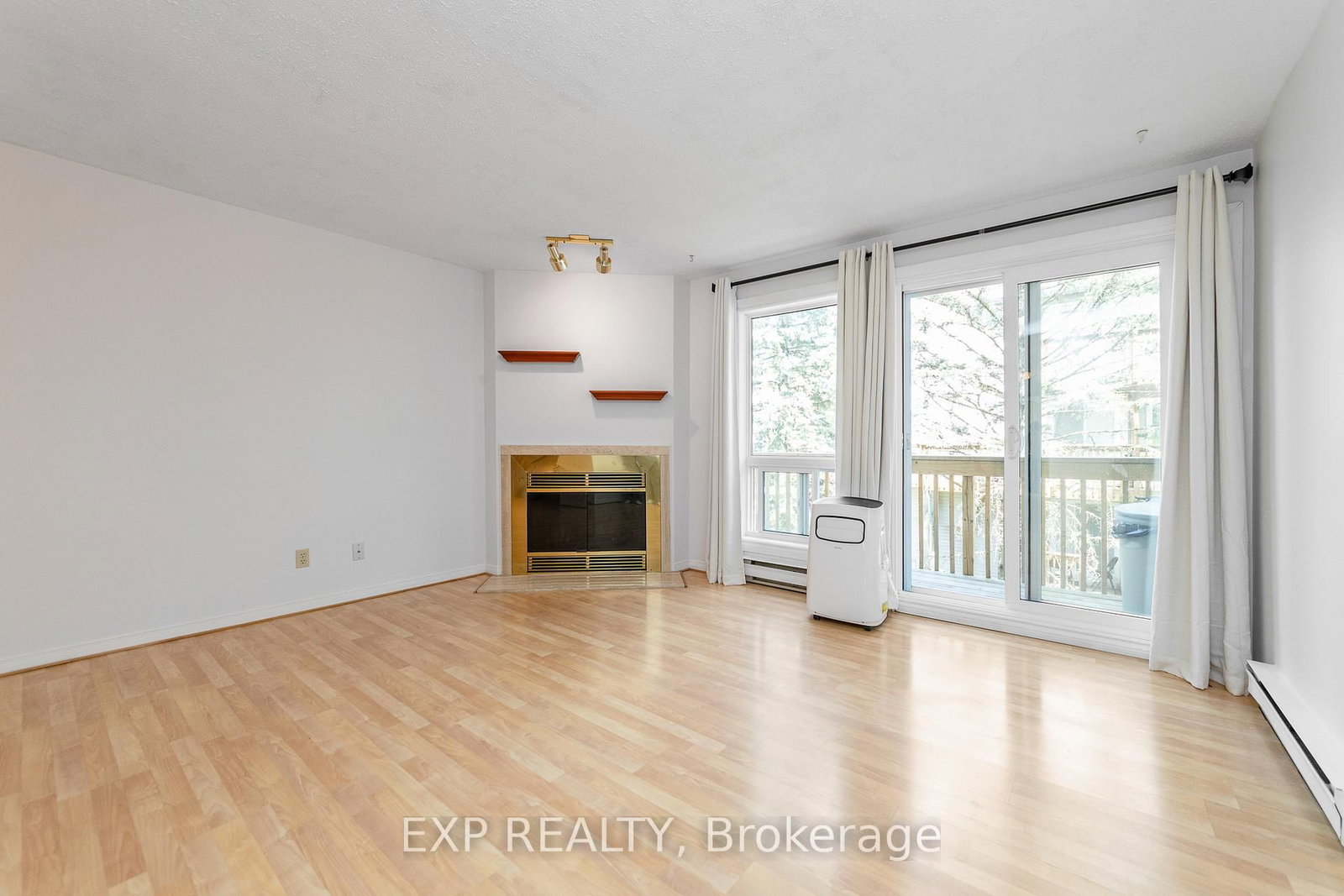 324 Briston Private • Ottawa, ON photo 12