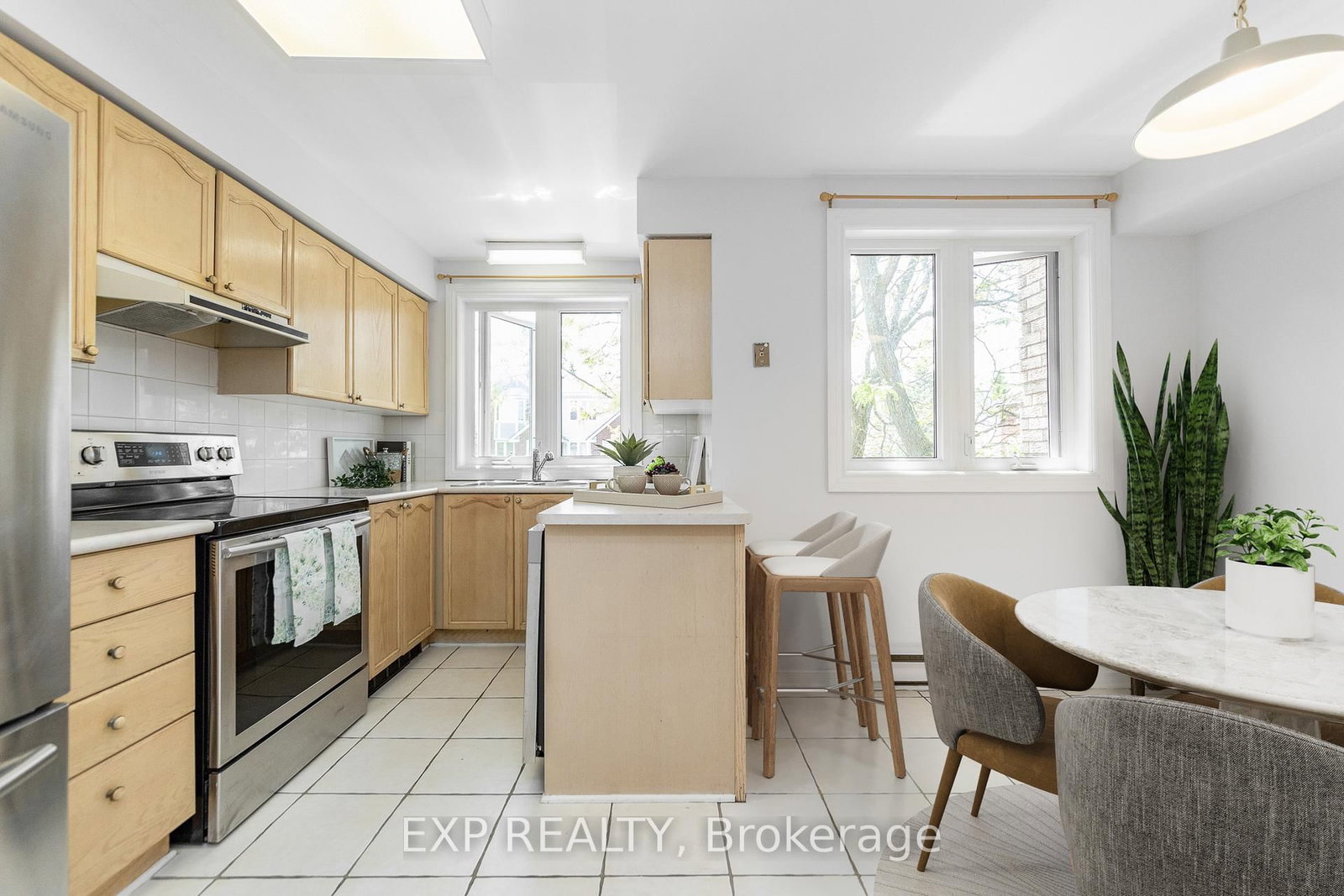 324 Briston Private • Ottawa, ON photo 16