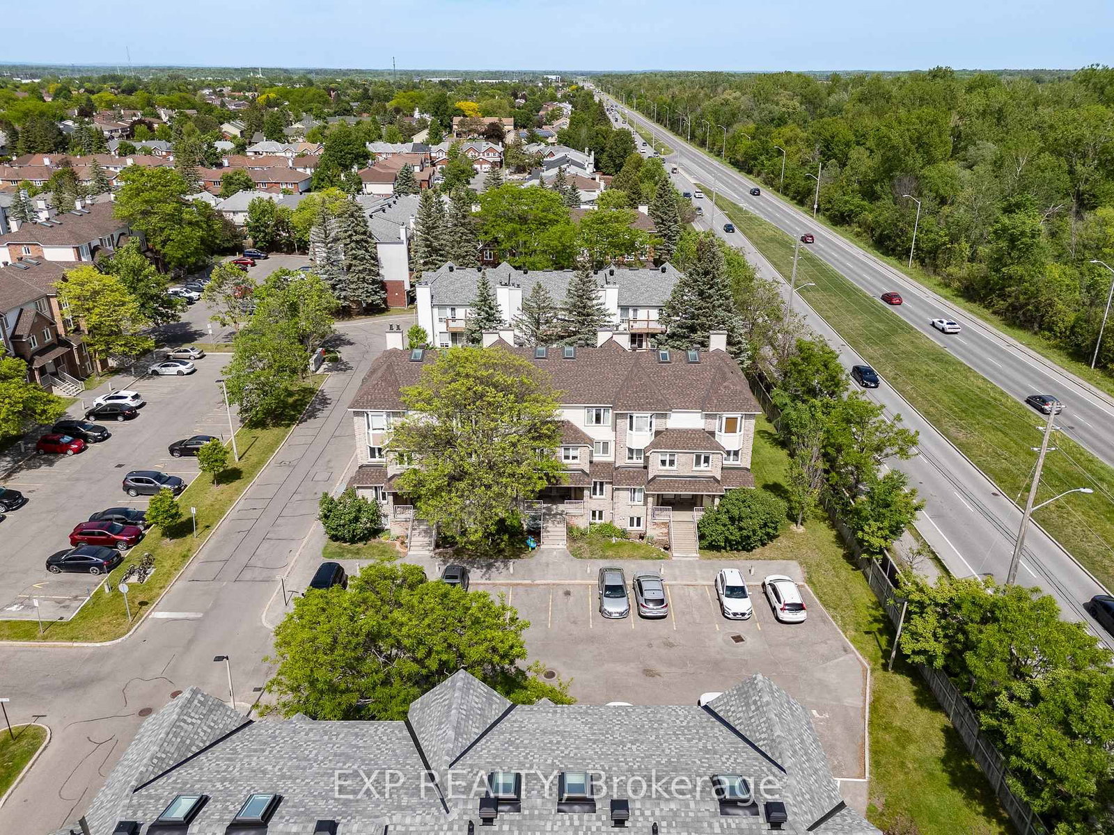 324 Briston Private • Ottawa, ON photo 39