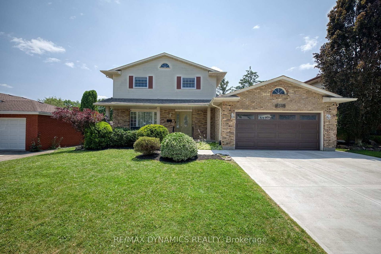 7362 Woodgate Street • Niagara Falls, ON photo 1