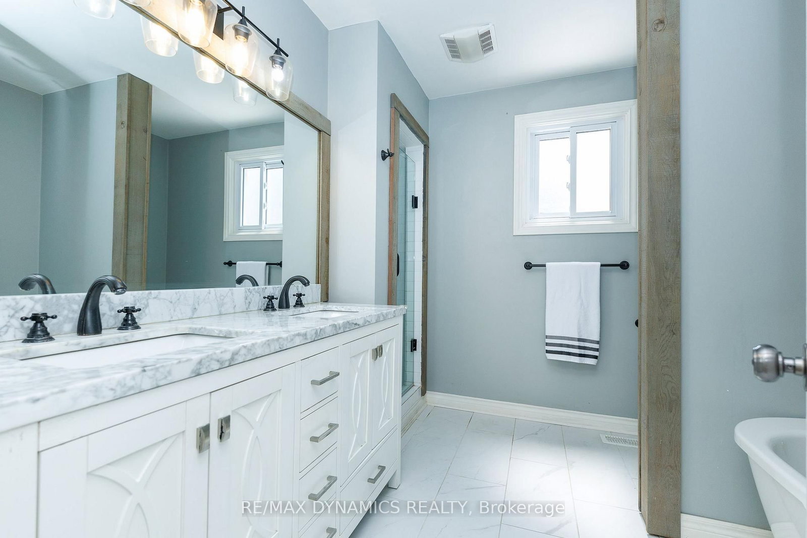 7362 Woodgate Street • Niagara Falls, ON photo 15