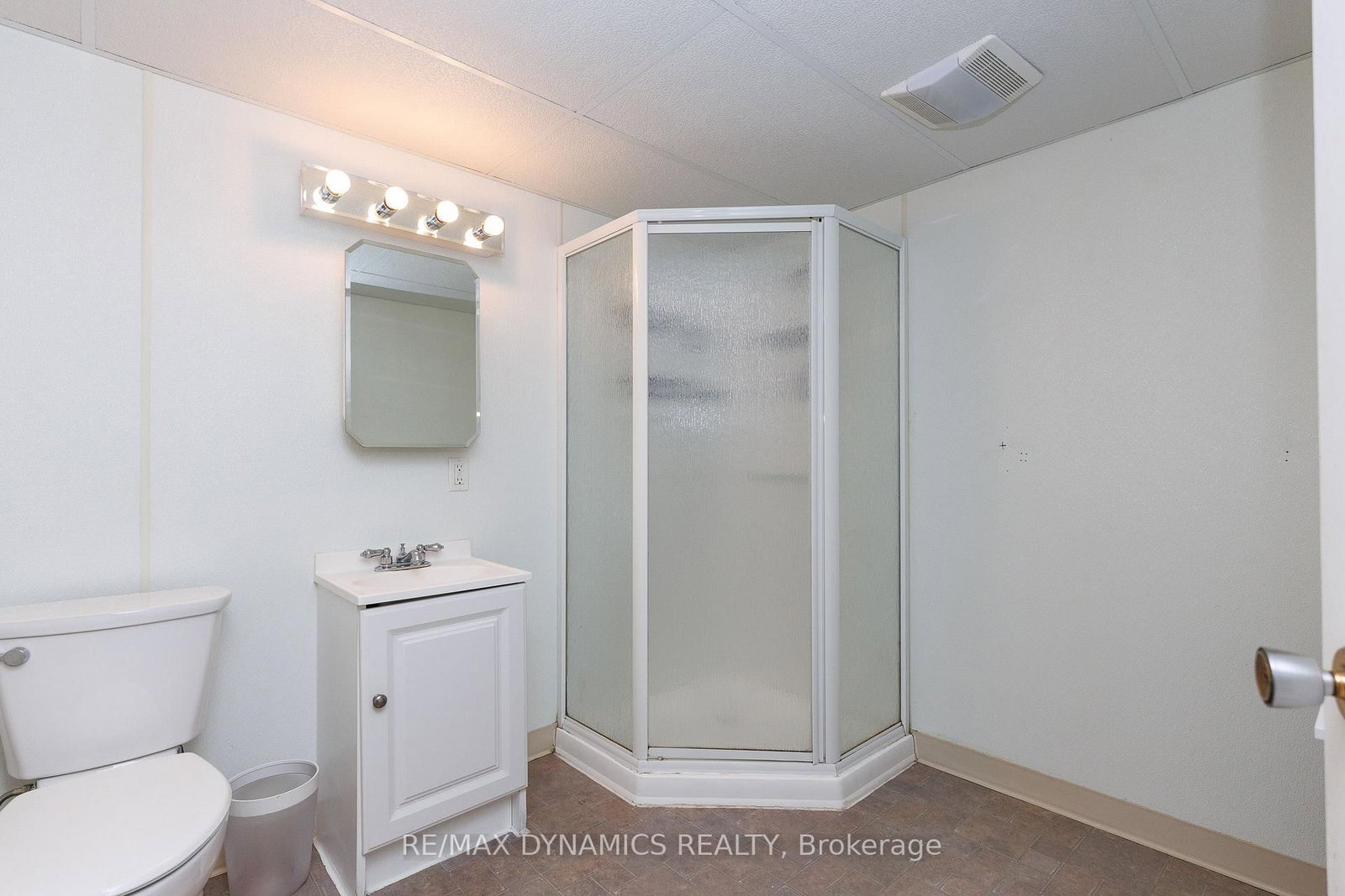 7362 Woodgate Street • Niagara Falls, ON photo 24