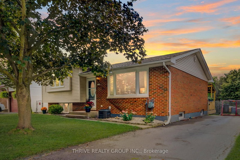 home for lease on 118 Sandalwood Crescent