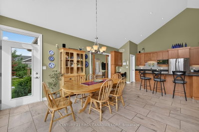 10965 River Line • Chatham-Kent, ON photo 8