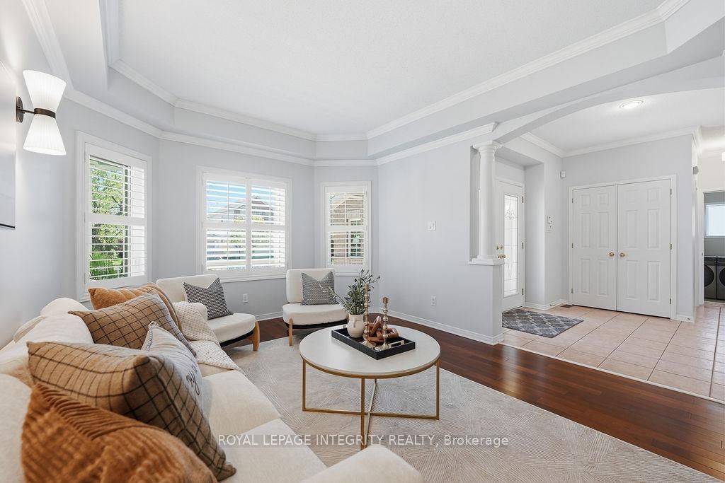 185 INSMILL Crescent • Kanata, ON photo 6