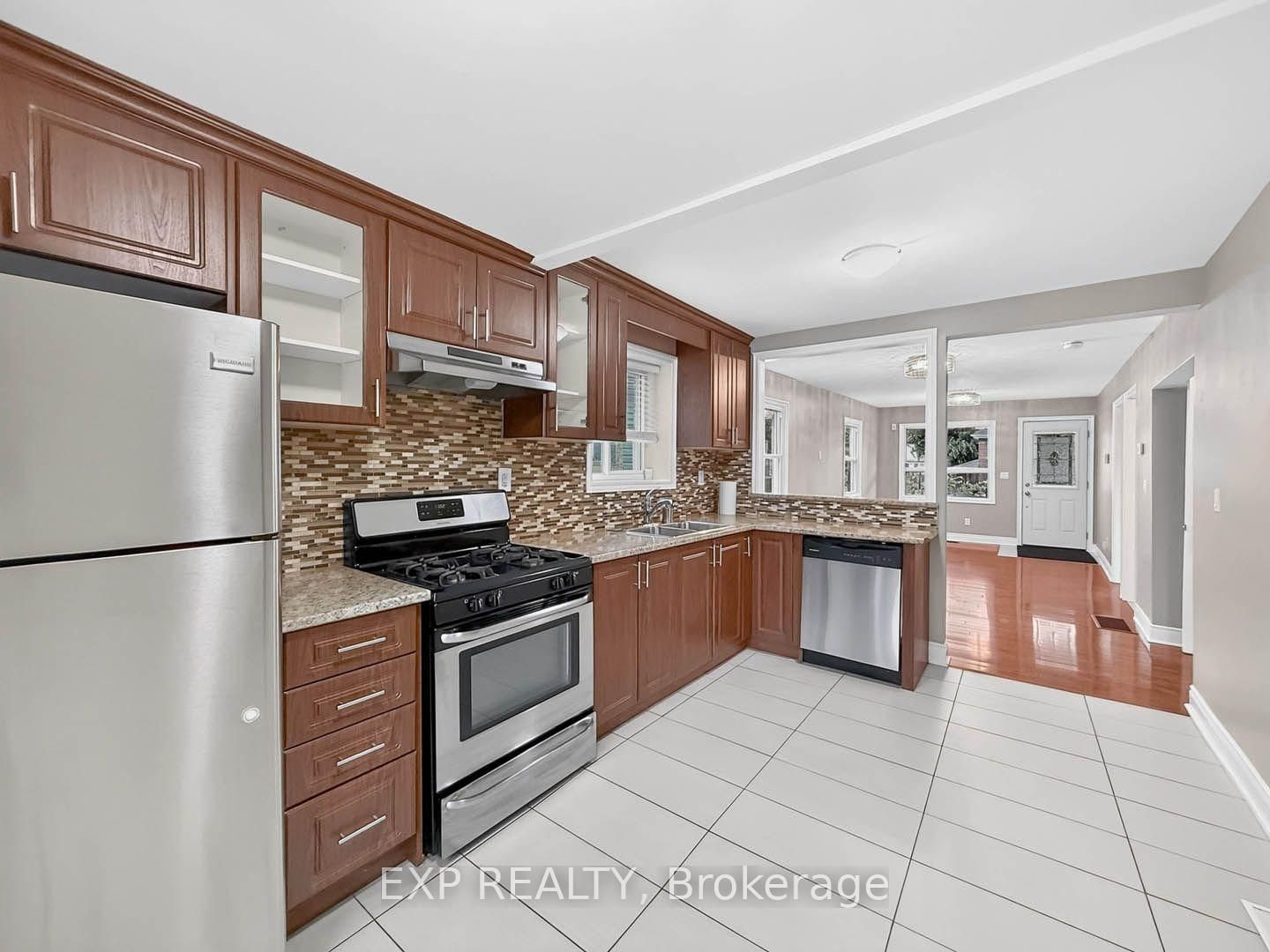57 S Weir Street • Hamilton, ON photo 15