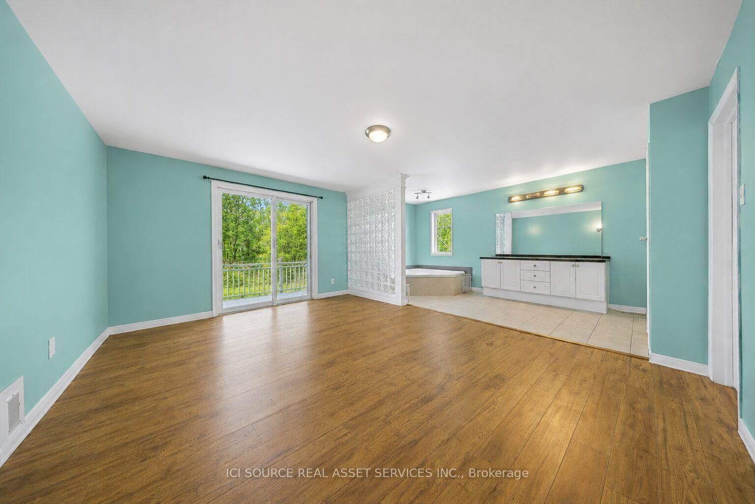 723 Route 200 • Russell, ON photo 14