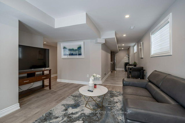 B - 509 Clayton Avenue
