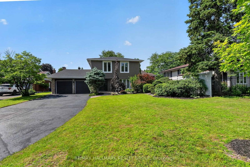 4 Claret Court