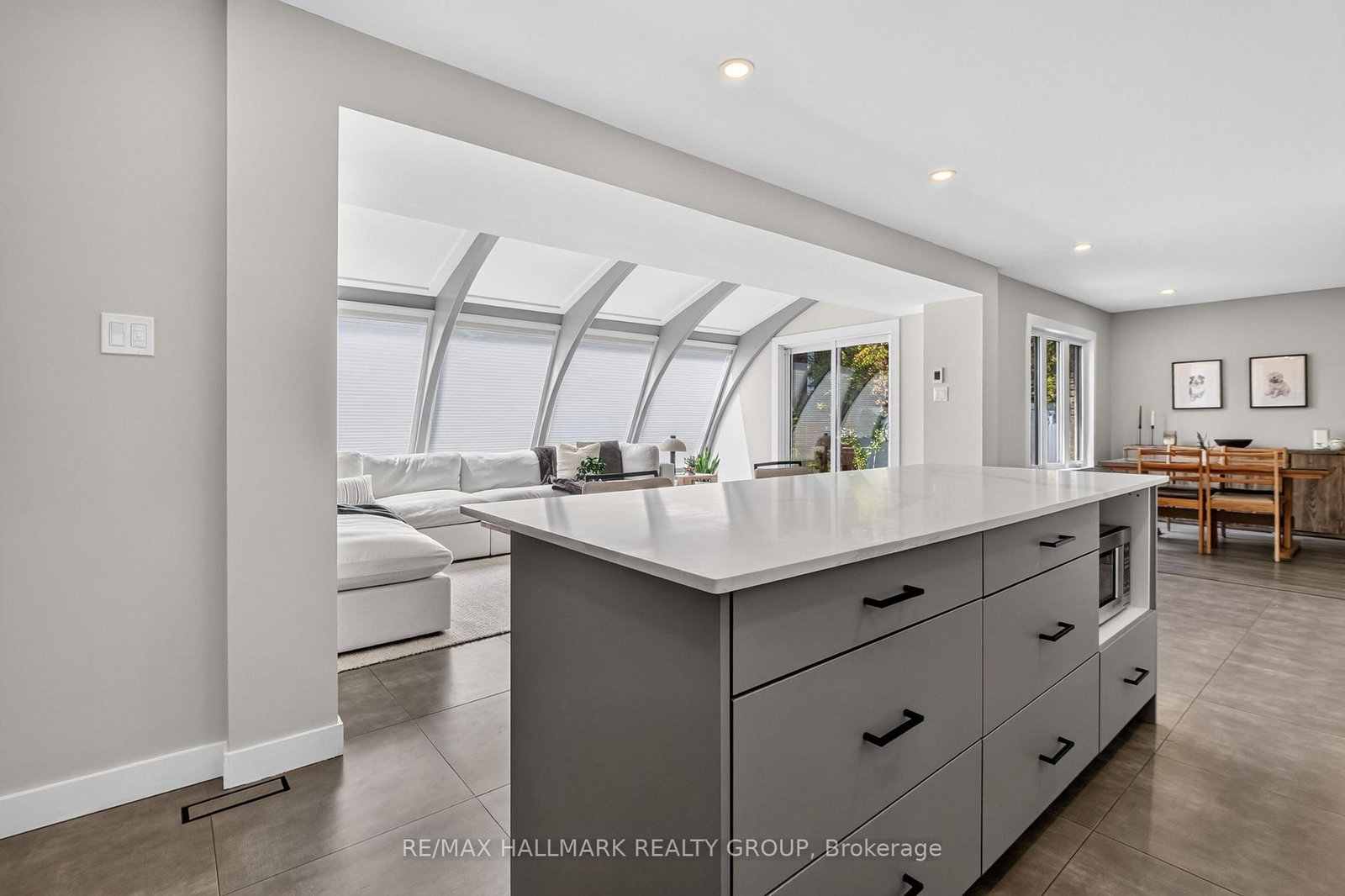 4 Claret Court • Ottawa, ON photo 21