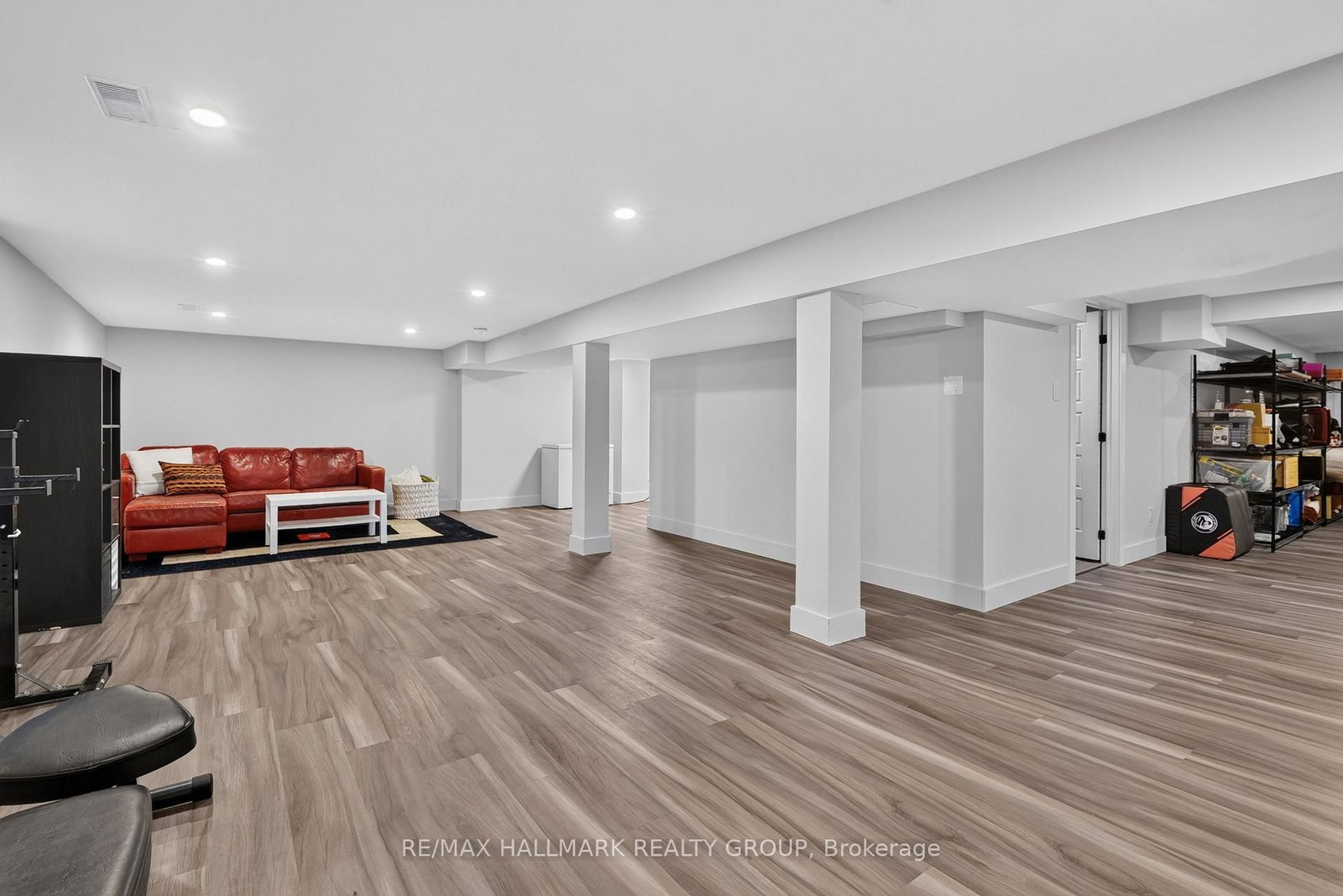 4 Claret Court • Ottawa, ON photo 28