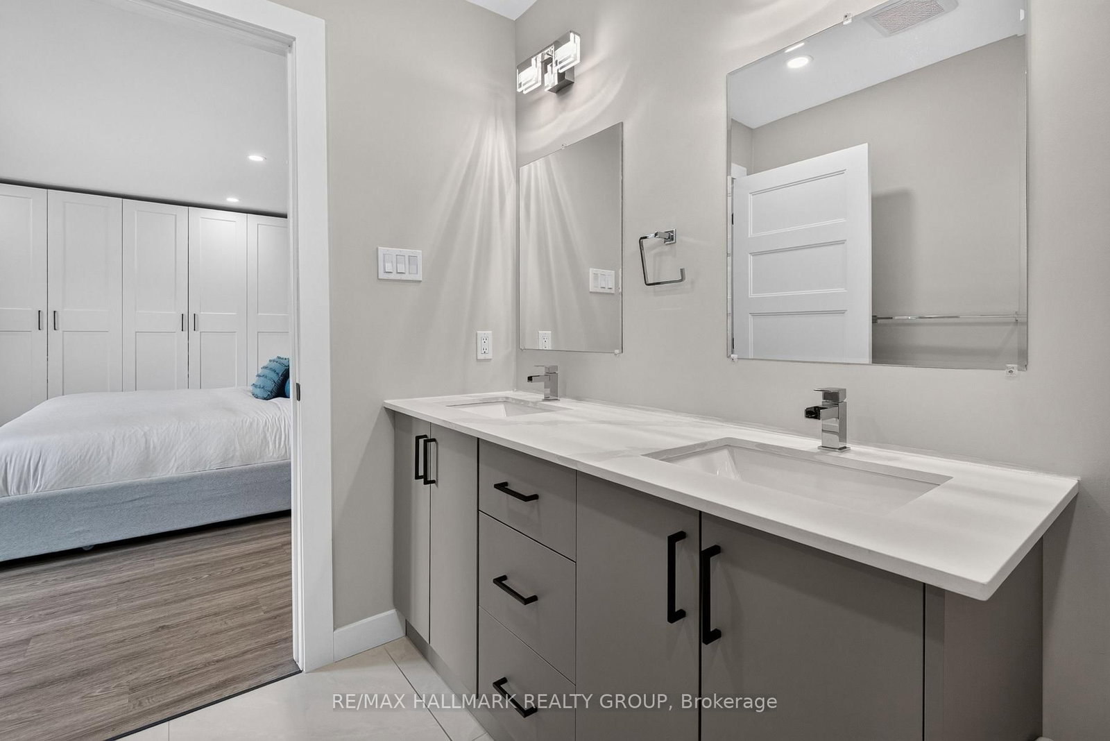 4 Claret Court • Ottawa, ON photo 40
