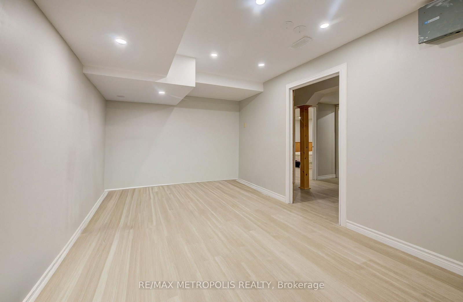 269 Burnett Avenue • Cambridge, ON photo 28