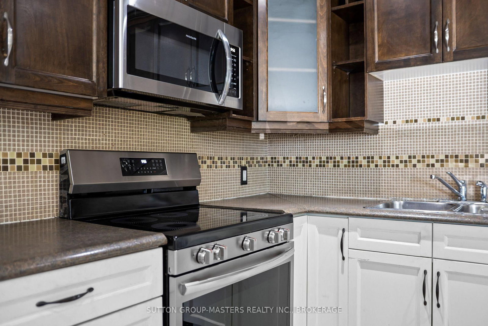 46 Morden Crescent • Loyalist, ON photo 11