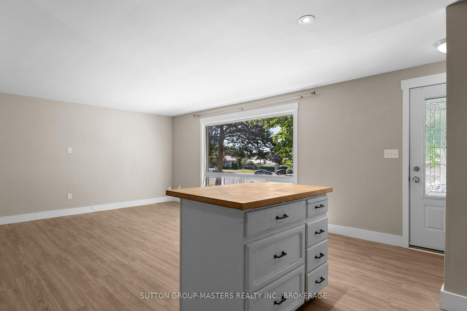 46 Morden Crescent • Loyalist, ON photo 12