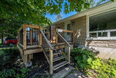 46 Morden Crescent • Loyalist, ON photo 2