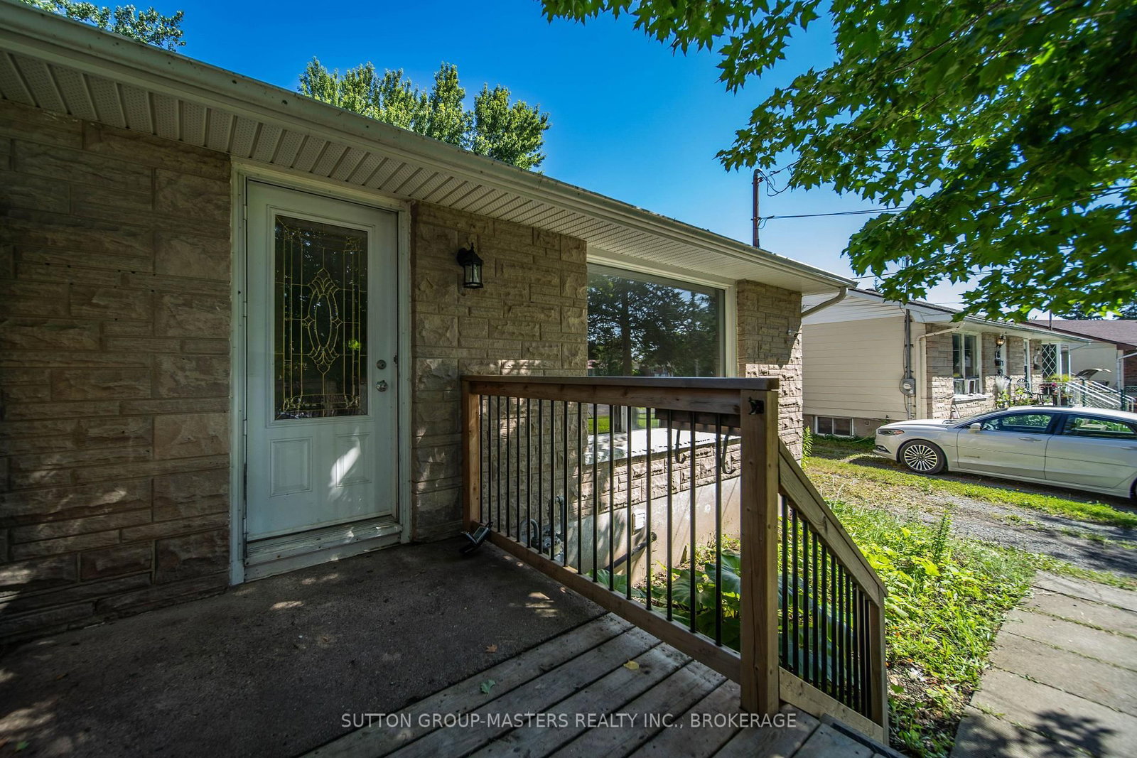 46 Morden Crescent • Loyalist, ON photo 3