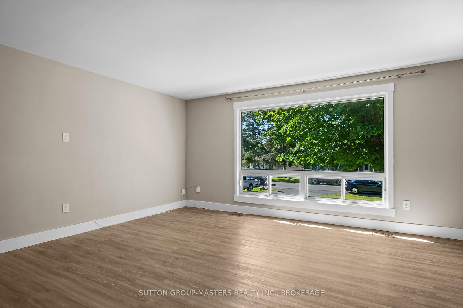 46 Morden Crescent • Loyalist, ON photo 6