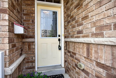 42 Deacon Crescent • Kawartha Lakes, ON photo 4
