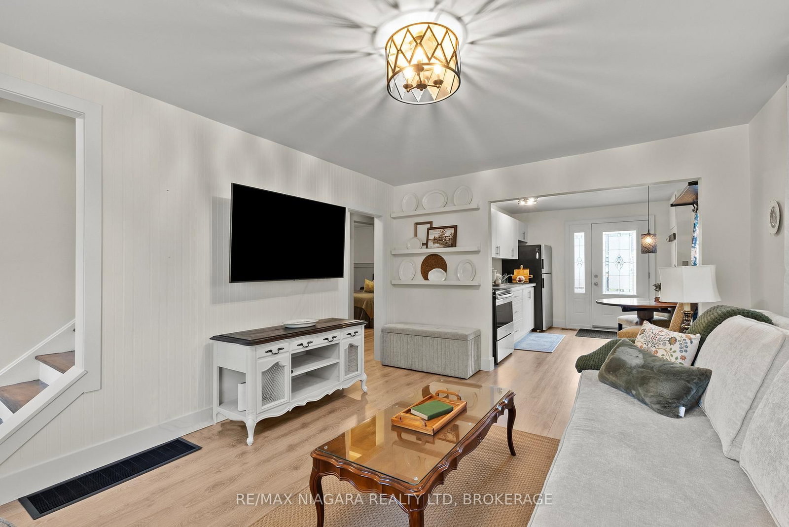 3 Osborne Street • Fort Erie, ON photo 11