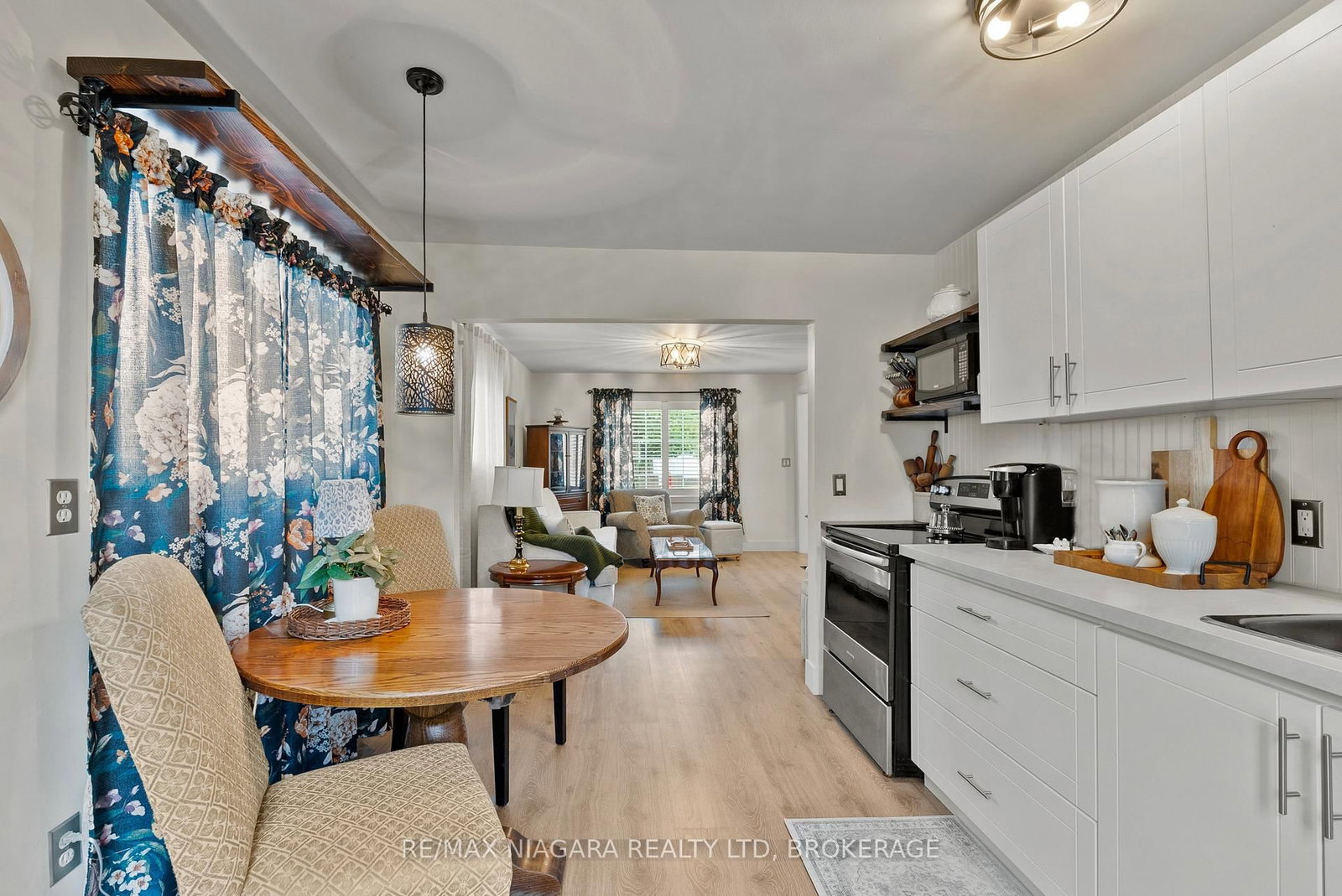 3 Osborne Street • Fort Erie, ON photo 13