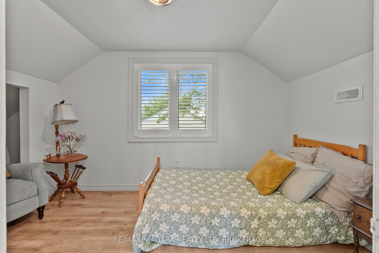 3 Osborne Street • Fort Erie, ON photo 25