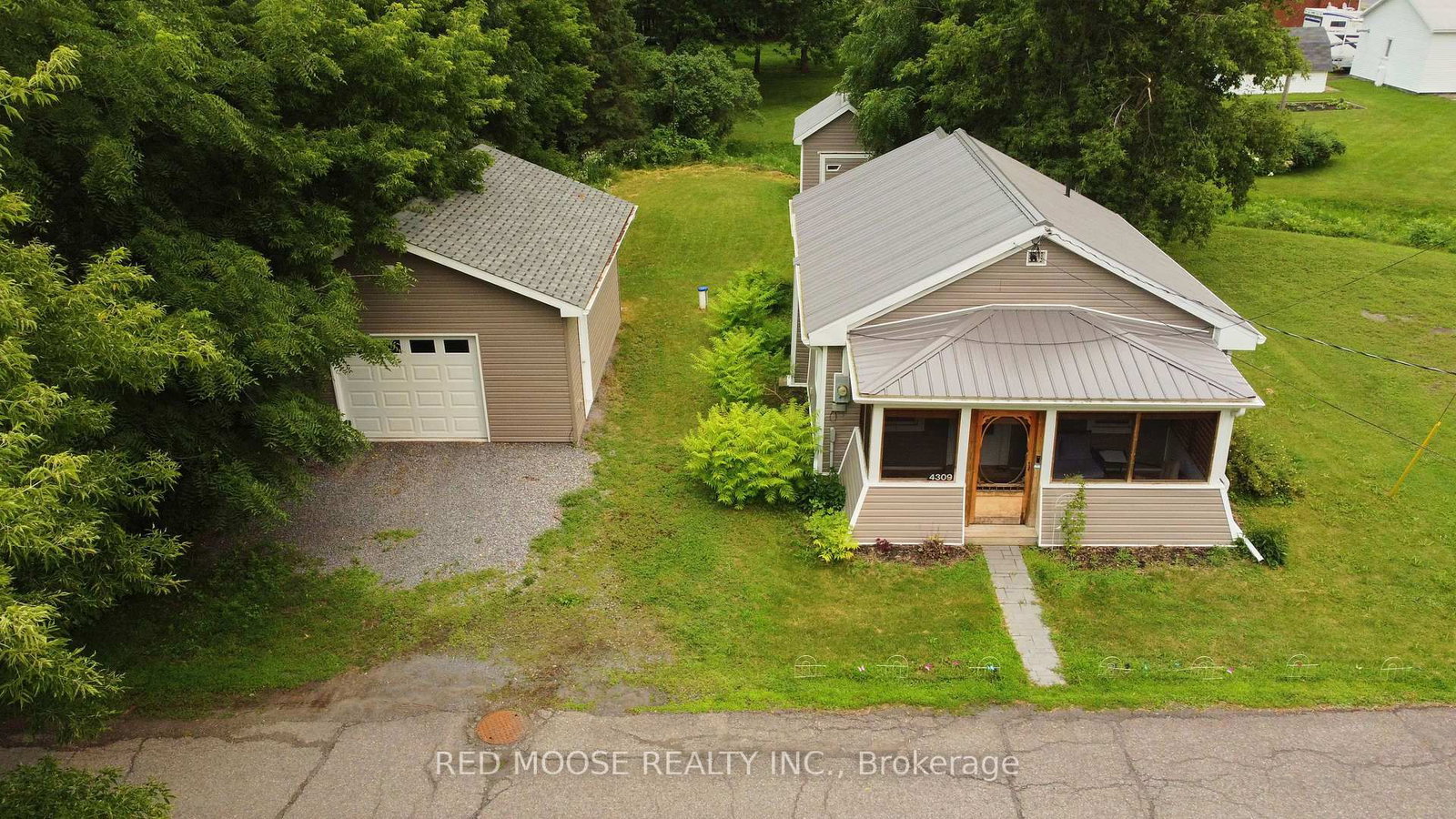 4309 Locke Lane • South Dundas, ON photo 1