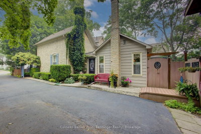 817 OLDE VICTORIA Street • Kincardine, ON photo 4