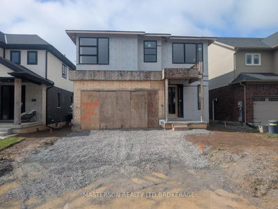 21 Alicia Crescent