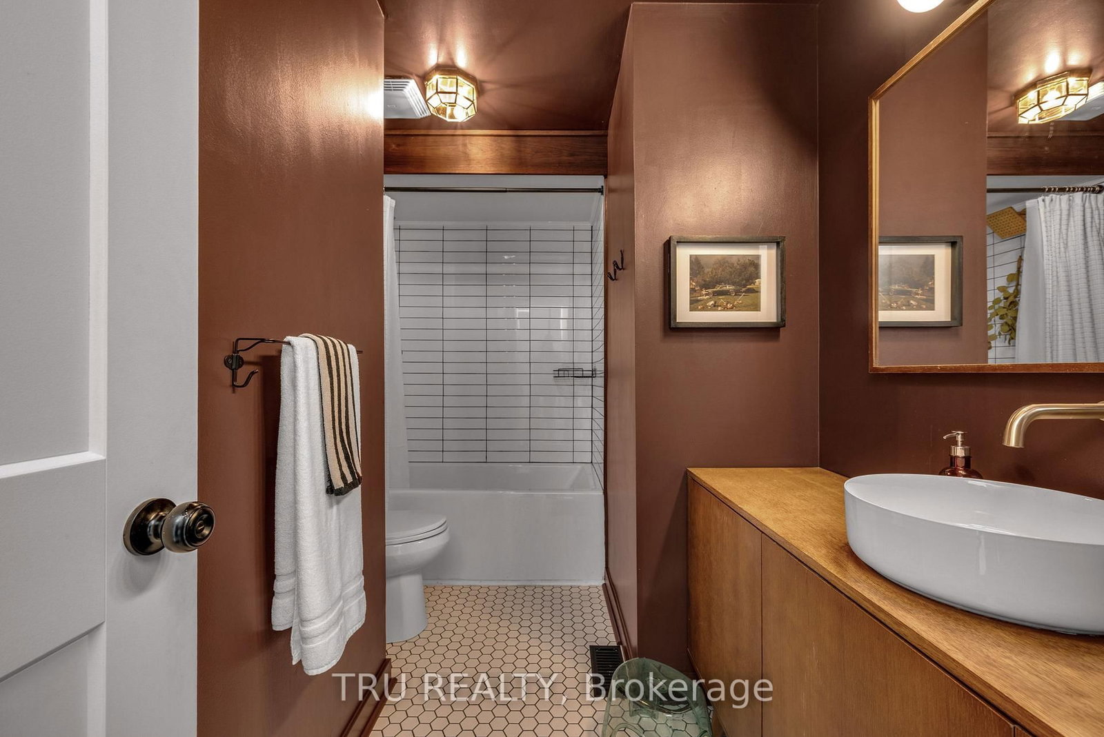 270 Dalehurst Drive • #G • Ottawa, ON photo 43
