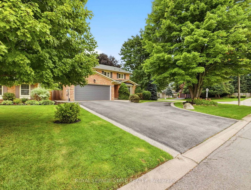 2 Charterhouse Crescent