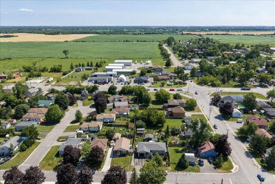 8 St. James Street • Kawartha Lakes, ON photo 2