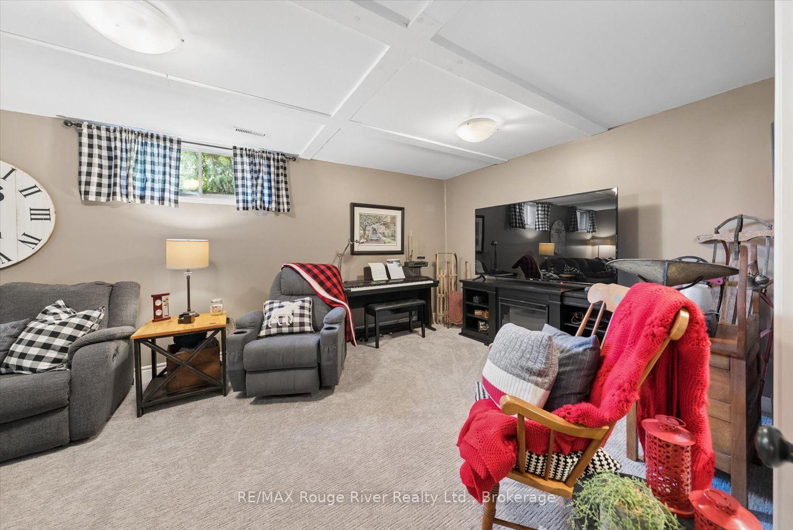 8 St. James Street • Kawartha Lakes, ON photo 20