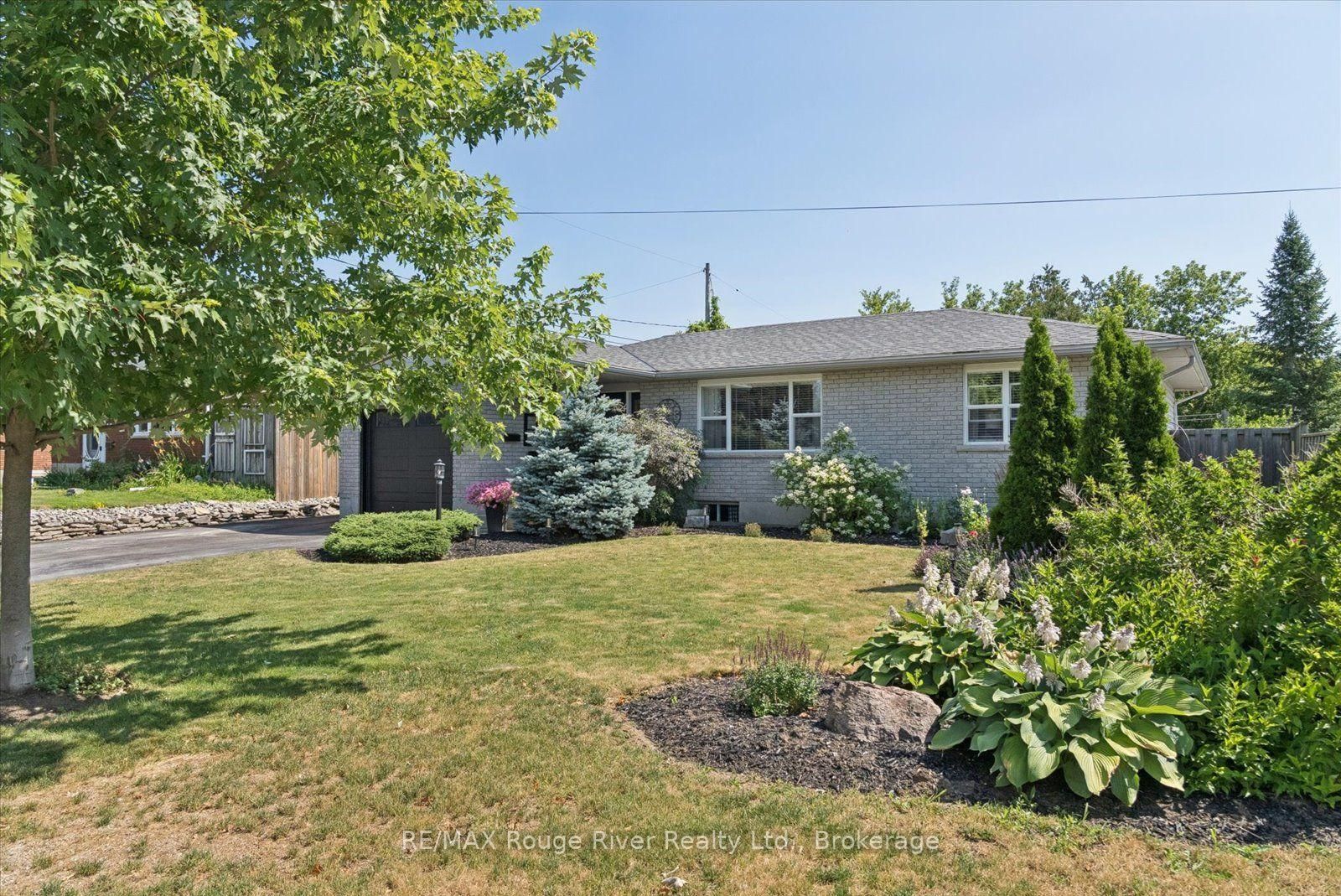 8 St. James Street • Kawartha Lakes, ON photo 6