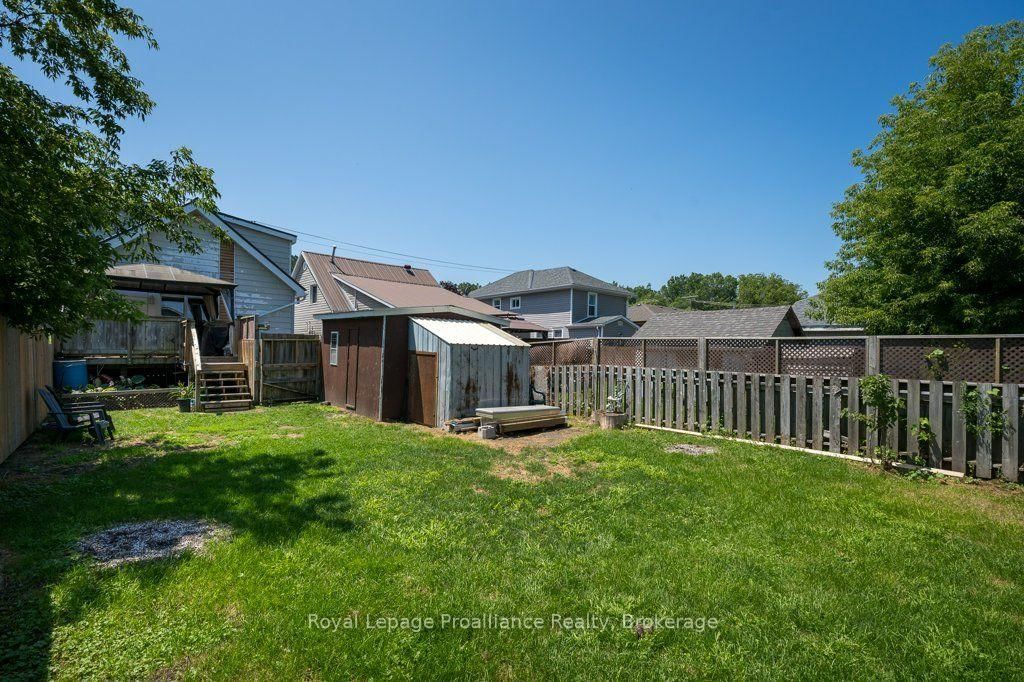 29 Pelham Street • Quinte West, ON photo 35