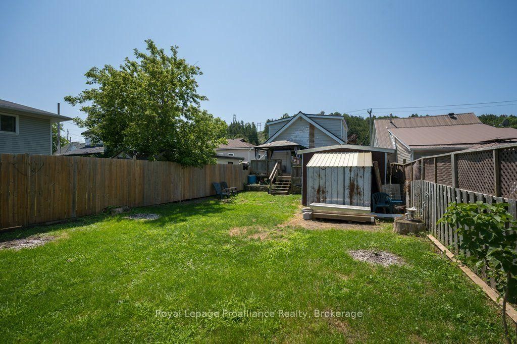 29 Pelham Street • Quinte West, ON photo 36