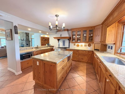60 Pinewood Boulevard • Kawartha Lakes, ON photo 6