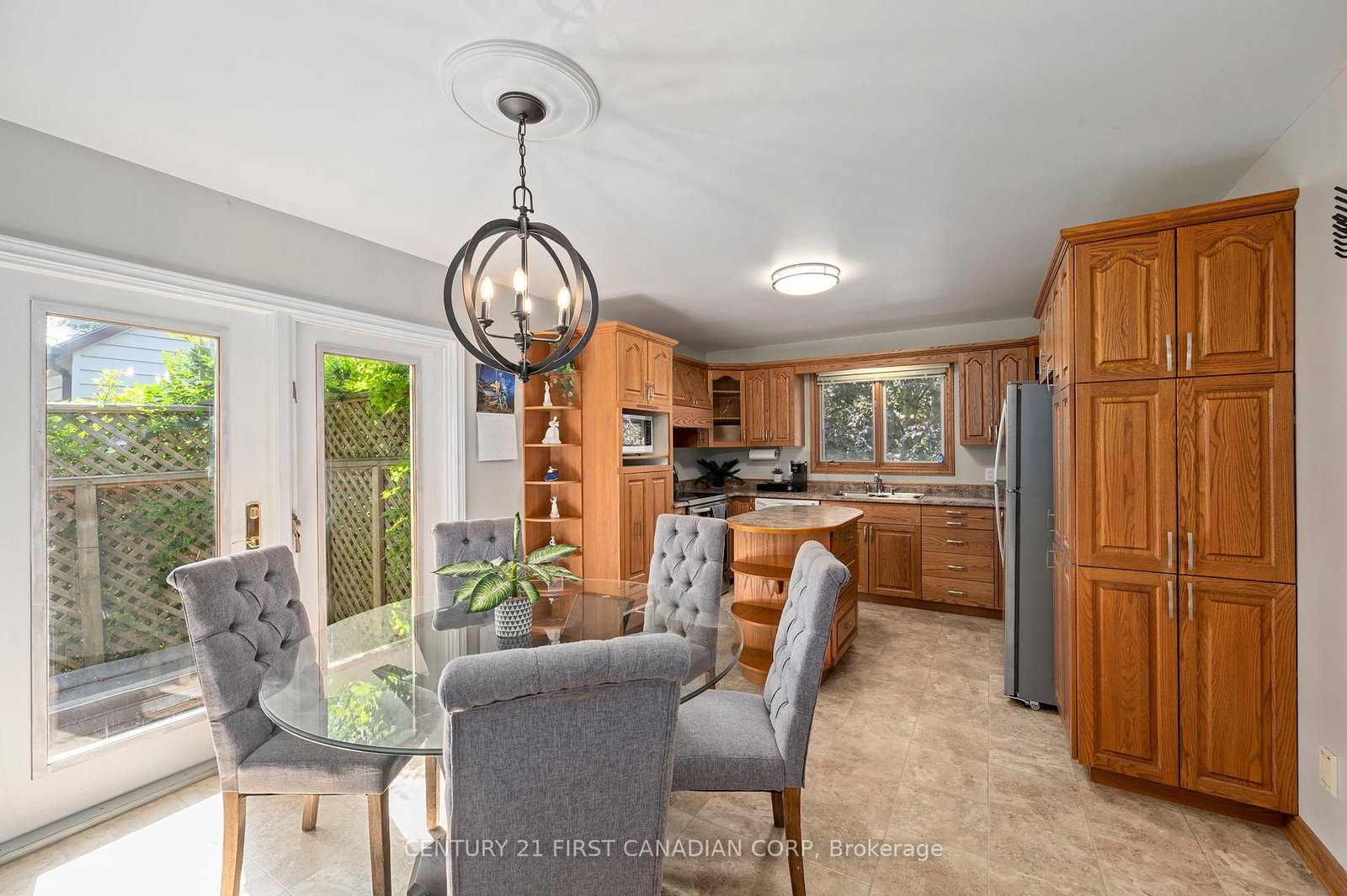 11 Water Street • Lambton Shores, ON photo 8