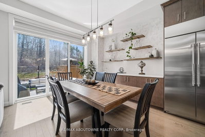 37 Riesling Street • Grimsby, ON photo 9