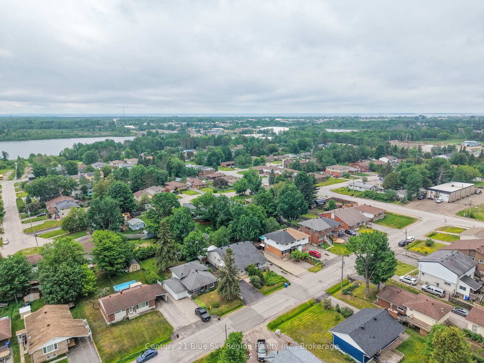 245 Michener Drive • North Bay, ON photo 17