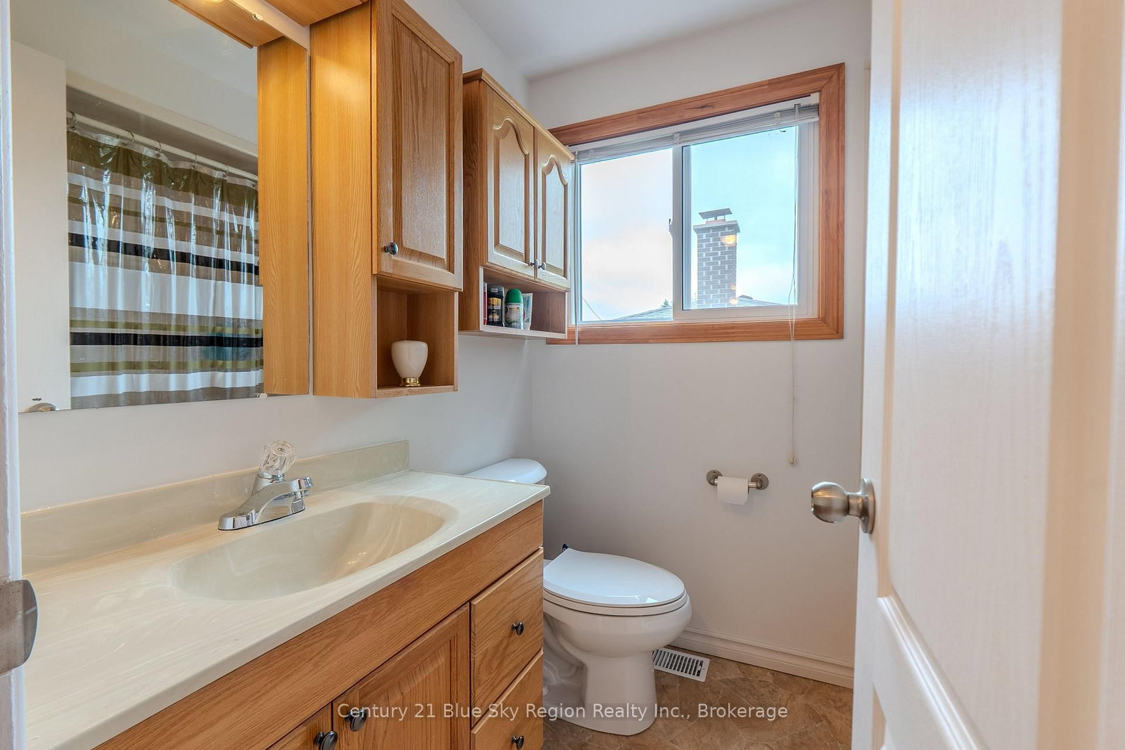 245 Michener Drive • North Bay, ON photo 40