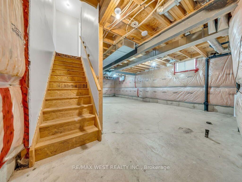 1369 Old Zeller Drive • Kitchener, ON photo 28