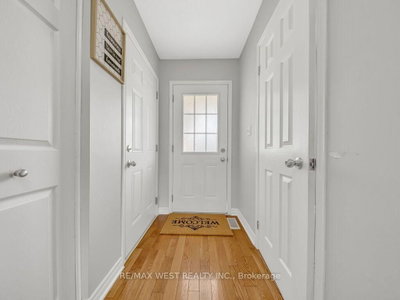 1369 Old Zeller Drive • Kitchener, ON photo 5